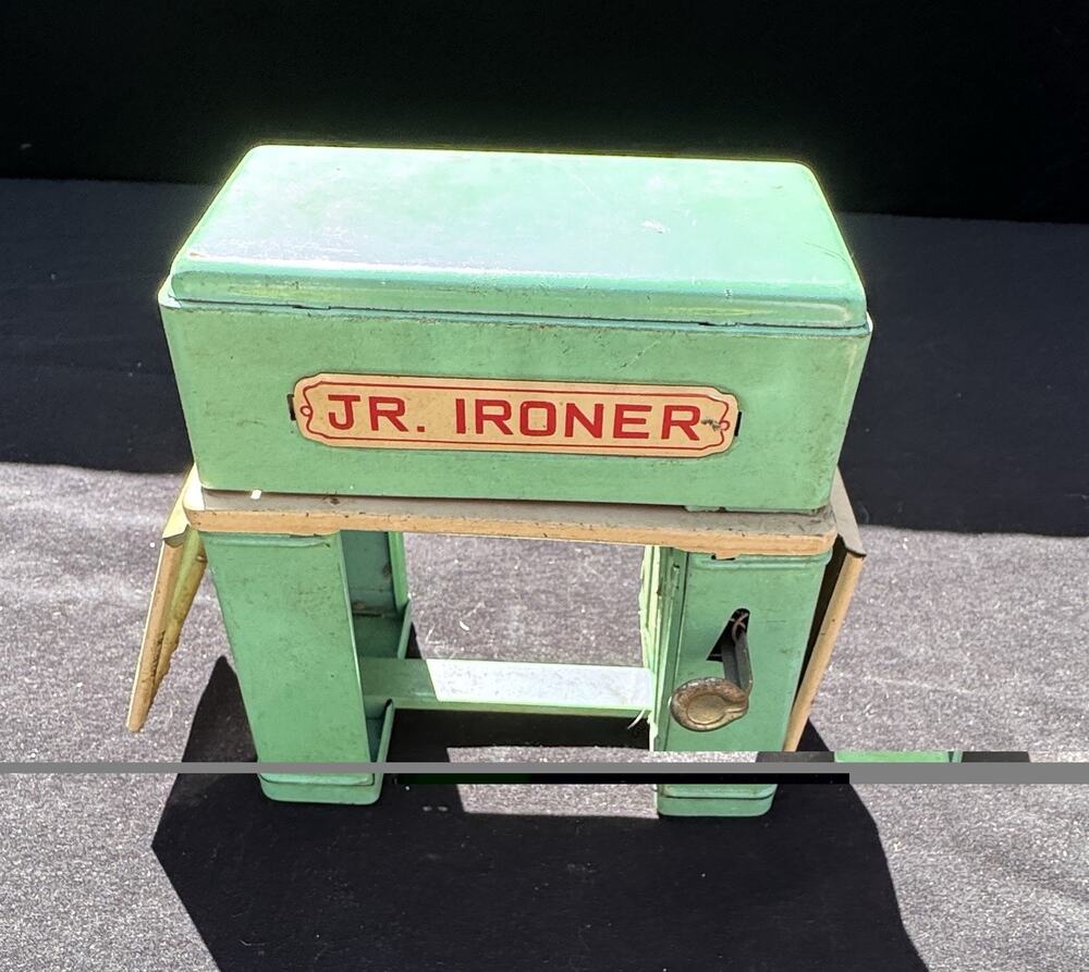 Vintage 1950’s Jr Ironer Toy Trademark Modern Toys Made In Japan LO14